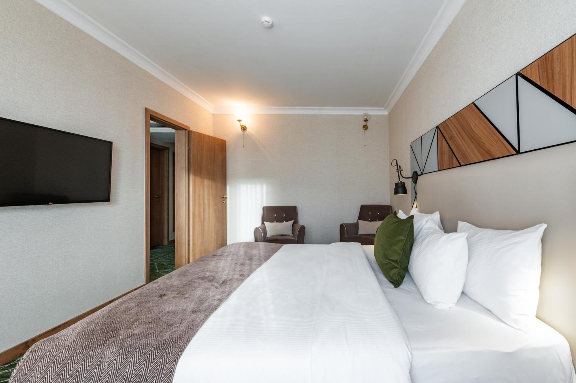 Wyndham Garden Burabay Hotel Kültér fotó