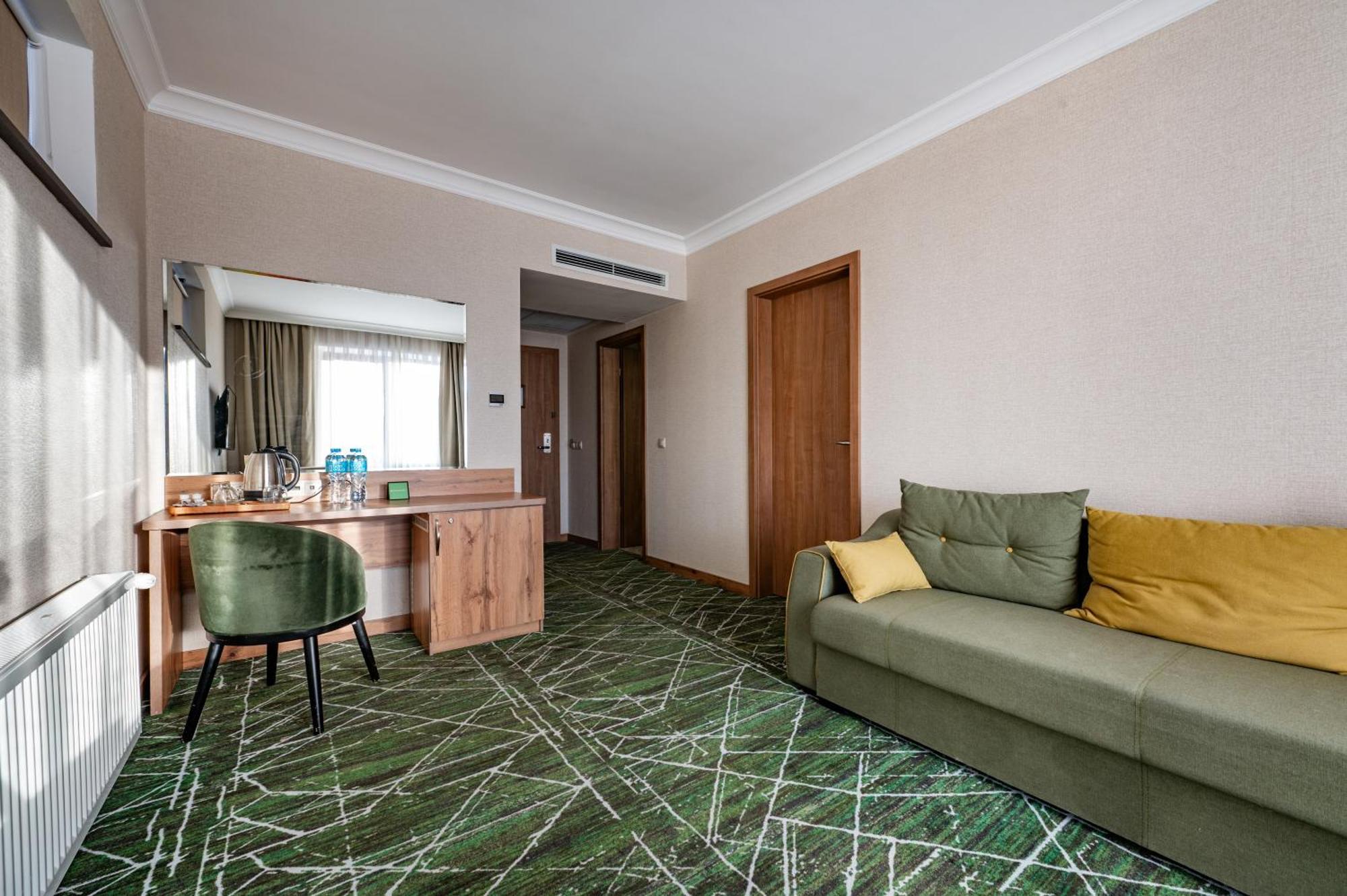 Wyndham Garden Burabay Hotel Kültér fotó